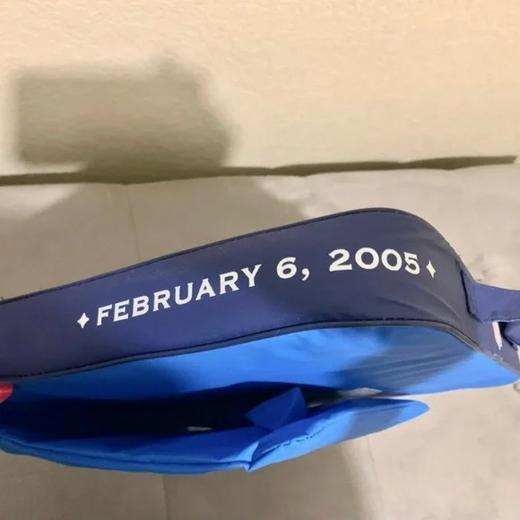 VTG NFL (4) ITEMS SUPERBOWL XXXIX BUNDLE OFFICIAL TEE, PROGRAM,SEAT PAD & RADIO - Picture 12 of 16